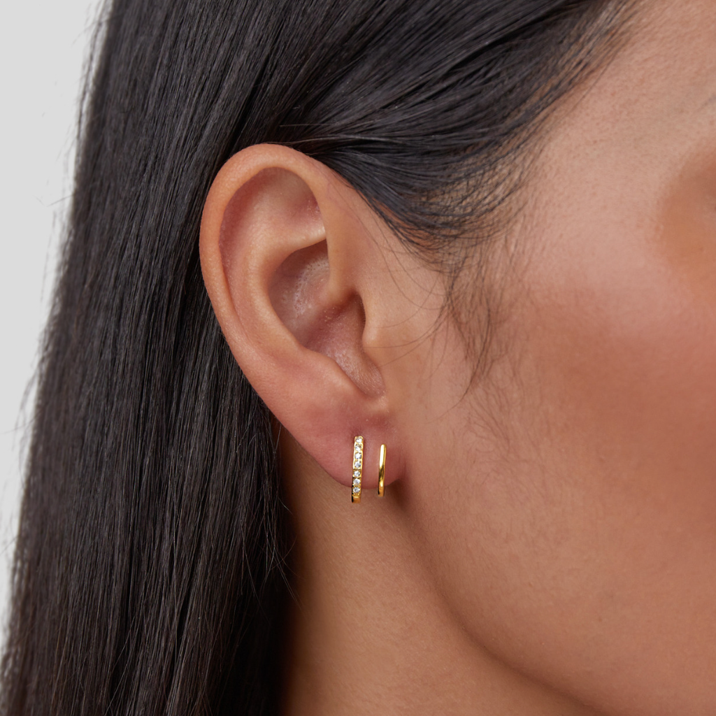 18K Gold Earrings with Grip Crystals