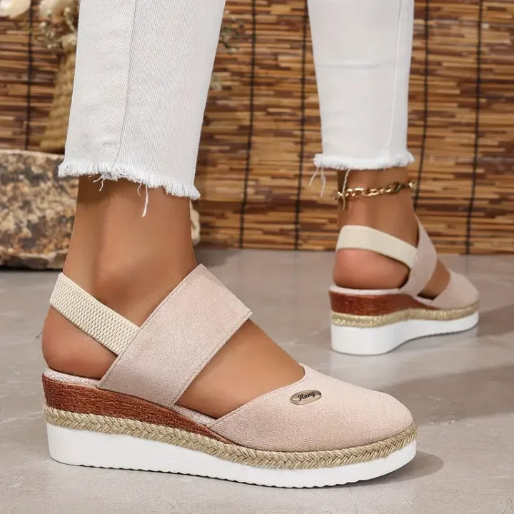 Aileen  | Sandals with Comfort for Feet
