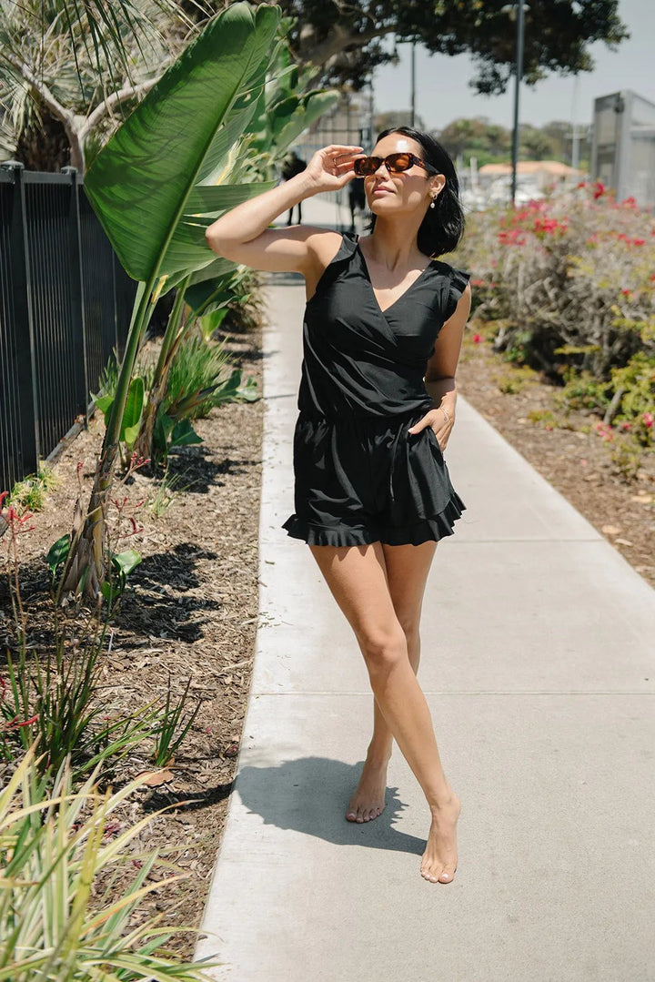 Agnieszka – Ruffled swimsuit with bust support