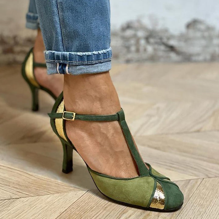 Alona | Decolleté Patchwork with T-Strap and Closed Toe